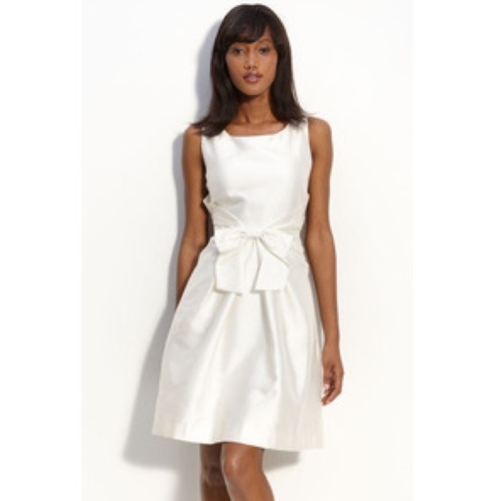 Kate Spade Wedding Belles. White Dress with Bow. NWT. Size 6.
